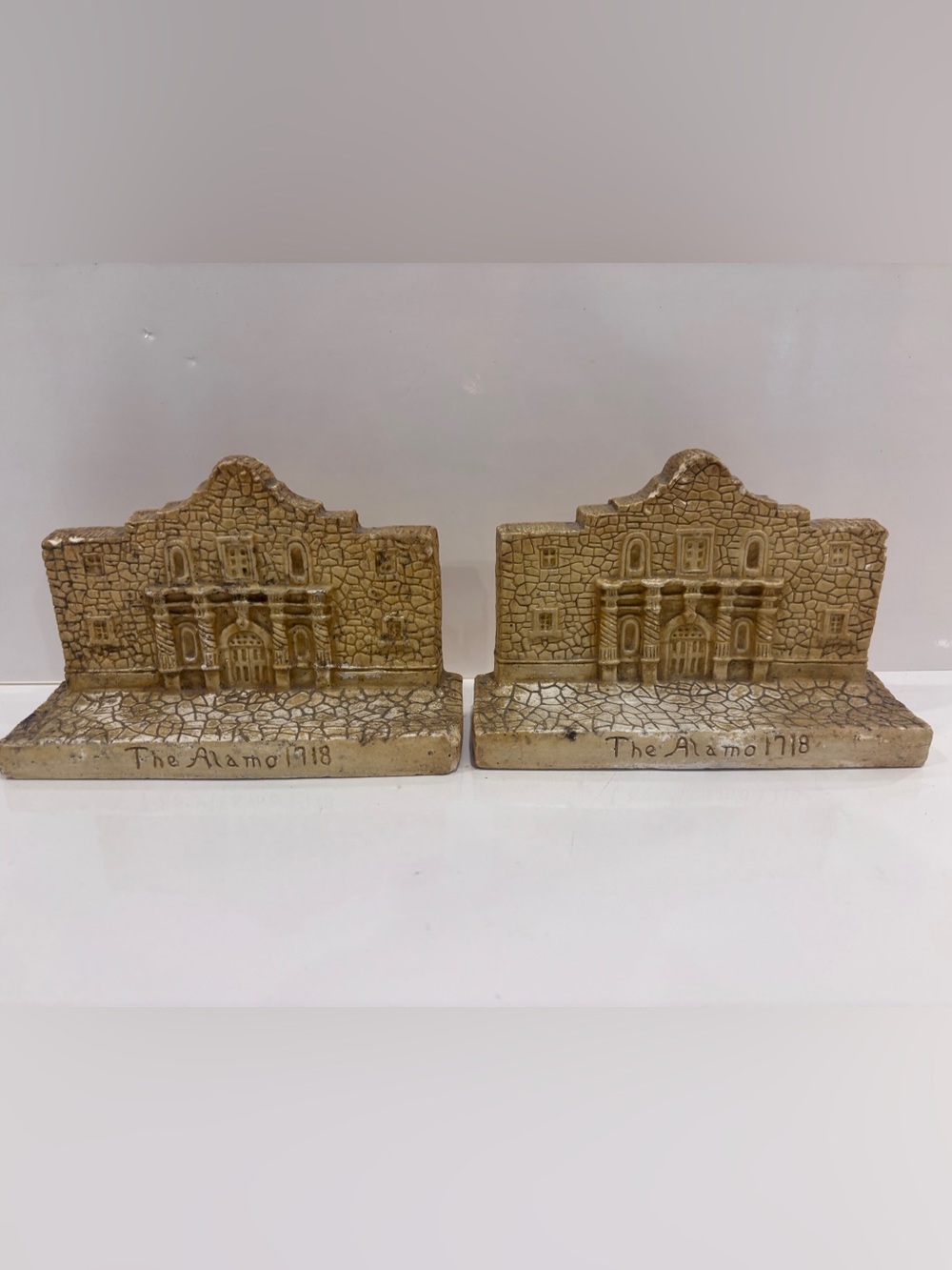 Vintage The Alamo Texas Book Ends - Chalkware/plaster W Original History Label